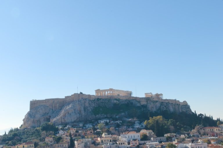 Photo "Planning Your Athens Wedding with Acropolis Views: Exclusive Venues, Photography Tips & Permit Guide for Your Historical Backdrop"